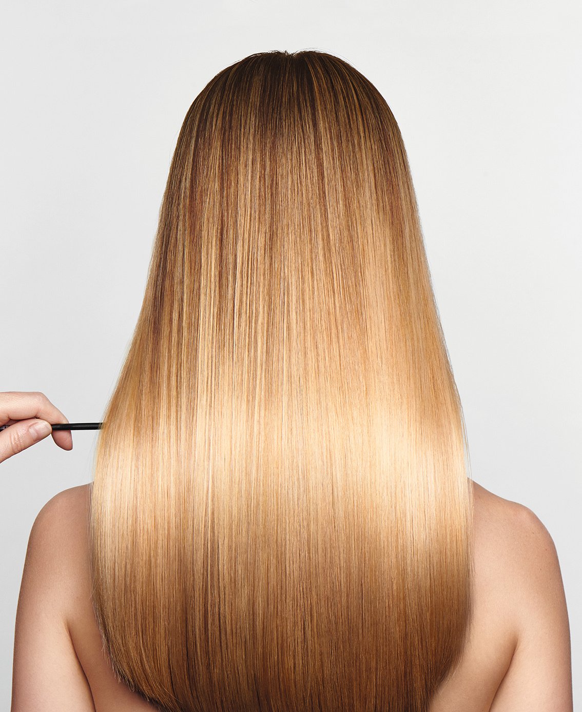 GLASS HAIR: THE ULTRA-GLOSSY TREND EVERYONE'S TALKING ABOUT