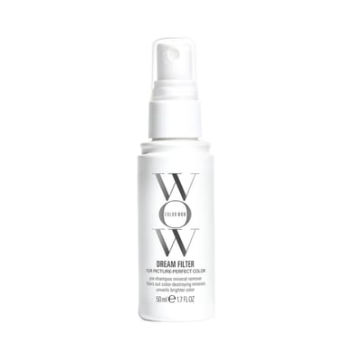 spray-product-on-white-bg